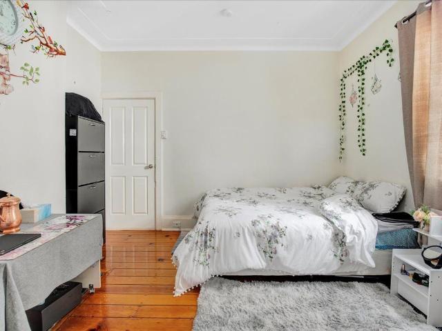 Rozelle, 2/639 641 Darling Street