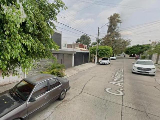 RM VENTA DE CASA EN ZAPOPAN JALICO DE LA COLONIA LA CALMA