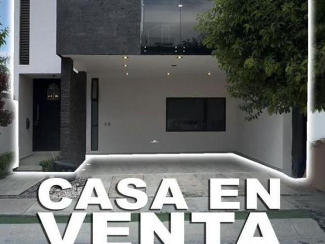 RMC CASA EN VENTA AMUEBLADA EN CONDOMINIO RUSCELLO 1a. ETAPA