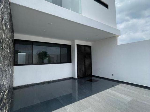 RMC CASA NUEVA EN ABADIA DE MONTIOLIVETO, RANCHO SANTA MONICA