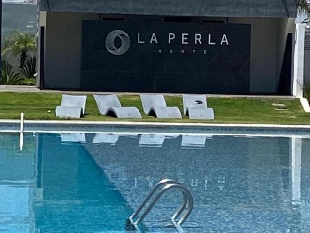 RMC DOS TERRENOS EN VENTA EN LA PERLA RESIDENCIAL