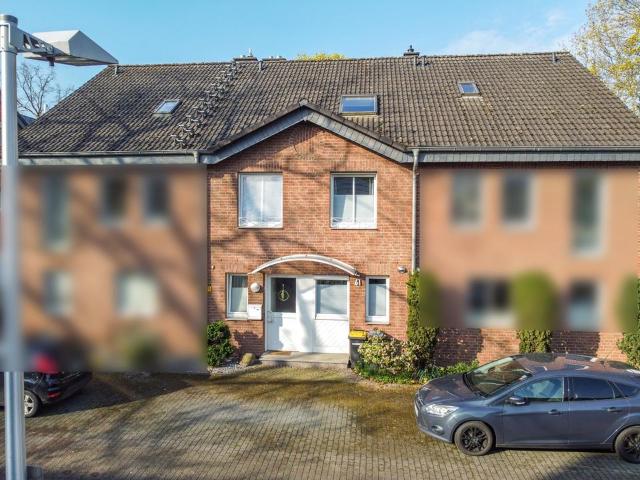 RMH Monheim 133qm Wfl m. Kamin, Terrasse, Garten, Rheinblick