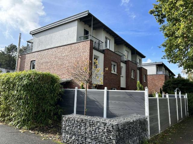 RMH mit Garten, Terrasse, Dachterrasse, Balkon u. Garage. Stadtnah und im Grünen!