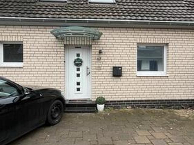 RMH mit Garten und Stellplätzen in Köln Höhenberg