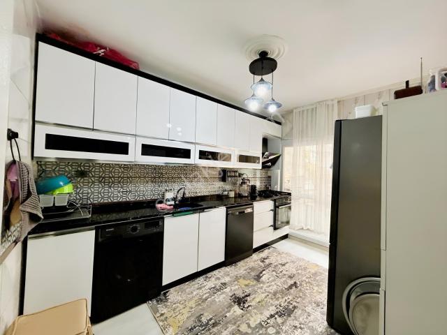 Rng'den N. Kemal'de Bahçeli Özel Otoparklı 3+1 Müstakil Kiralık