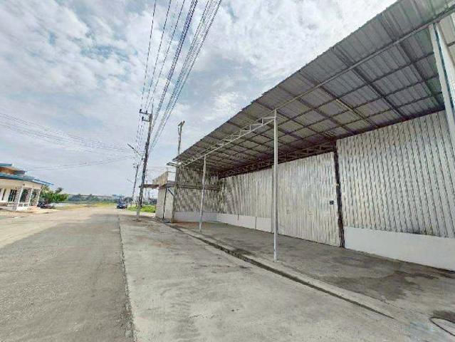 รร.ทานตะวันไตรภาษา 3.2 กม. ถ.เลียบคลอง โกดัง พร้อมออฟฟิศ 1 ชั้น 888 ตร.ม. กศน.ตำบลสามโก้ 1.7 กม. 1 นอน 1 น้ำ