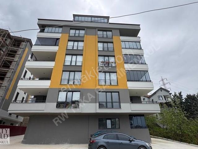 Rw Taka | Bostancıda Deniz Manzaralı Satılık 3+1