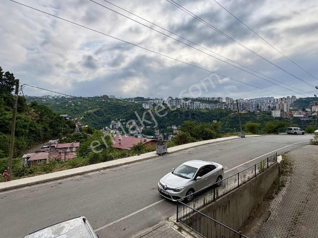 Rw Taka | 2 Nolu Bostancı'da Doğa Manzaralı Ve Cam Balkonlu 3+1