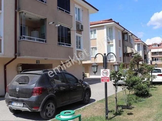 Rw Adaplatin'den Şeker Fabrikası Karşısında Sitede Dublex Kiralık Daire