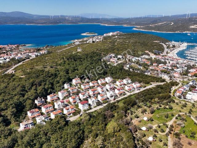 Rw Akar Sığacık’ta Orman İçinde Plajlara Ve Marinaya Yakın Villa
