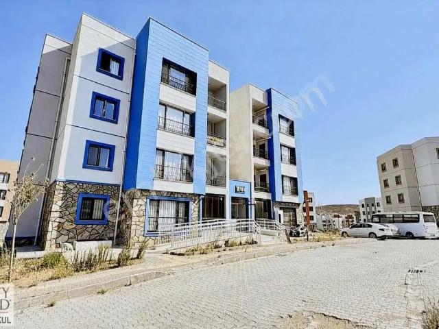 Rw Akar Seferihisar Toki 2.etap Sığacık Yolunda Kiralık 2+1
