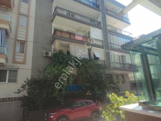 Rw Akar'dan Karşıyaka Nergiz De Kiralık 2+1 Daire