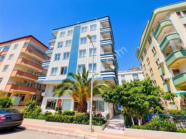 Rw.beta'dan Cumhuriyet Mahallesi Ulaşıma Yakın Kiralık 3+1 Daire