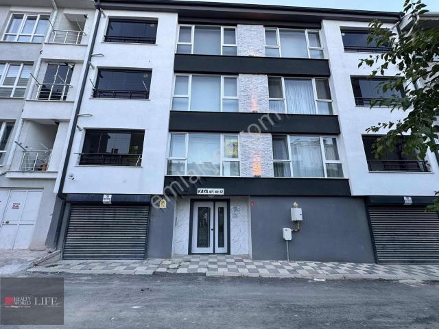 Rw Lıfe/ Çamlıca Mah Satılık Geniş Lüks Tasarım 2+1 Daire