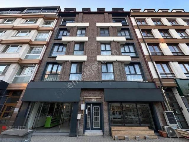 Rw Lıfe / Çamlıca Mahallesi Birlik Caddesi Üzeri Kiralık 2+1