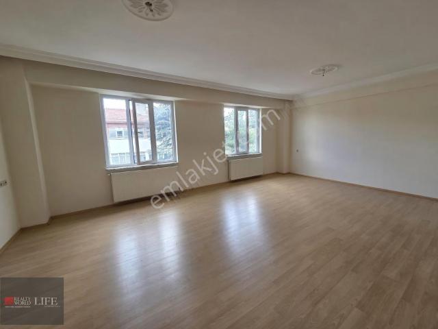 Rw Lıfe / Esentepe Mahallesi Önü Açık Üst Kat 2+1 Satılık Daire