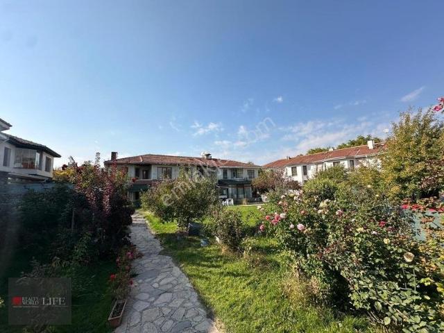 Rw Lıfe/ Sazova Mahallesi Karabayır Mevkinde Kiralık 4+1 Villa