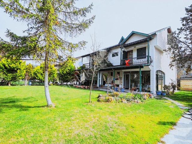 Rw Land Gayrimenkul Den Mudanya Çağrışan Da 6+1 Satılık Villa