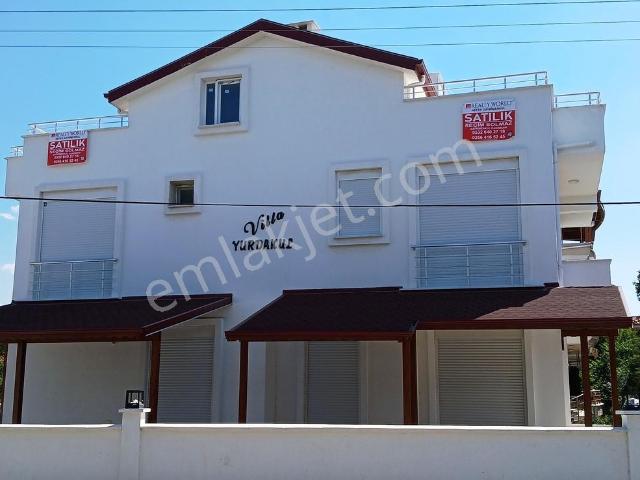 Rw Nefes'ten Öğrt.mah. Denize 33 Mt Mesafede 4+1 Villa