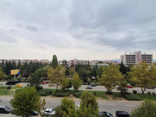 Rw Nest'ten Atatürk Bulvarı Üzerinde Bakımlı Kiralık 3+1 Daire