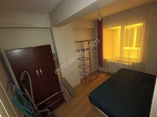 Rw Nest'ten A.ü Cuma Kapısı Yakını Satılık Eşyalı Arakat 1+1