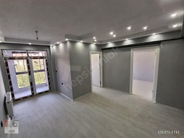 RW NEST'TEN A.Ü İLETİŞİM KAPISI YAKINI SATILIK İSKANLI 2+0 DAİRE