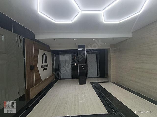 RW NEST'TEN A. ÜNV. CUMA KAPISI YAKINI SATILIK 2+0 DAİRE