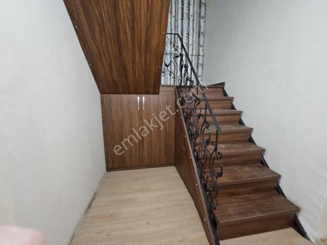 Rw Nestten Çamlıca Mh.birlik Caddesi Yakını Satılık 3+1 Daire