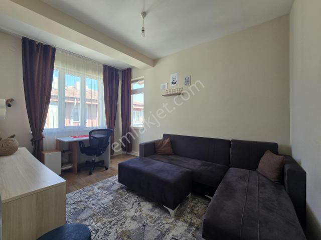 Rw Nest'ten Bahçelievler Mh Seylap Cd Yakını Eşyalı 1+1 Daire