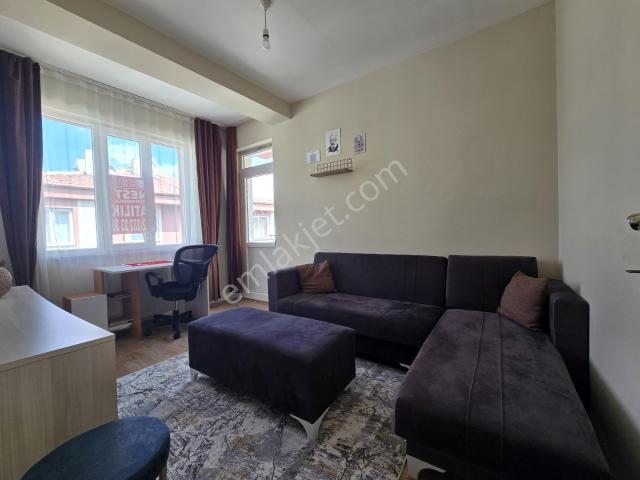 Rw Nest'ten Bahçelievler Seylap Yakını Kiralık Eşyalı 1+1 Daire
