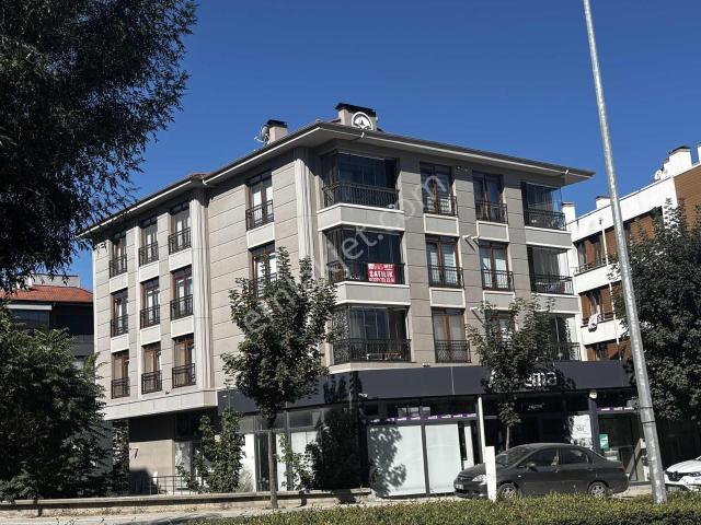 Rw Nest'ten Batıkent Ulusal Egemenlik Blv.da Satılık 3+1 Daire