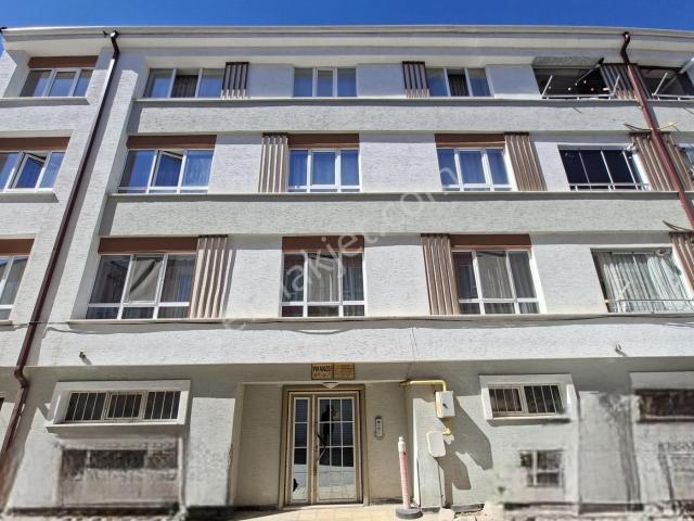 Rw Nest'ten Sütlüce Çevre Yolu Arkası Bakımlı 2+1 Satılık Daire
