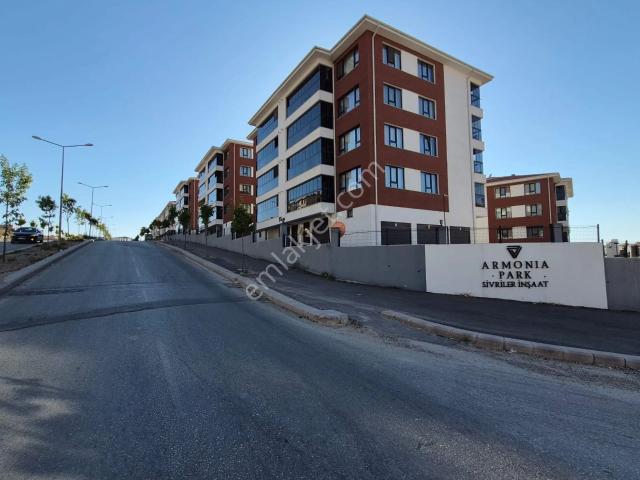 Rw Nest'ten Vadişehir Armonia Park Sitesinde Geniş 3+1 Kiralık