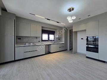 Rw Nest'ten Yukarı Söğütönünde Satılık 4+1villa