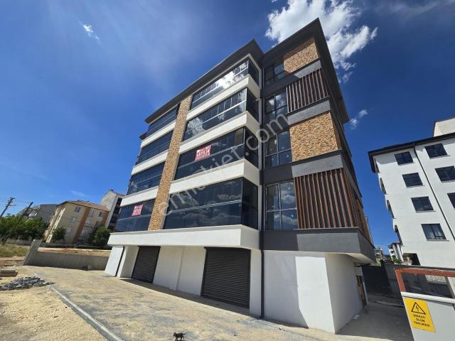 Rw Nestten 71 Evler Mh Köşe Konum Ticari Dükkan Yakını 2+1 Daire