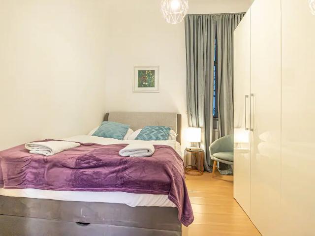 RU2519 Prime Studio Getaway with Easy Access Share Save, Vienna Amsterdam Apartments for Rent