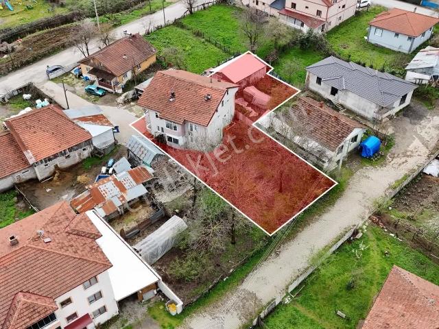 Ruşen Aydın Gyd'dan Kaynaşlı'da Satılık Müstakil Ev & Arsası