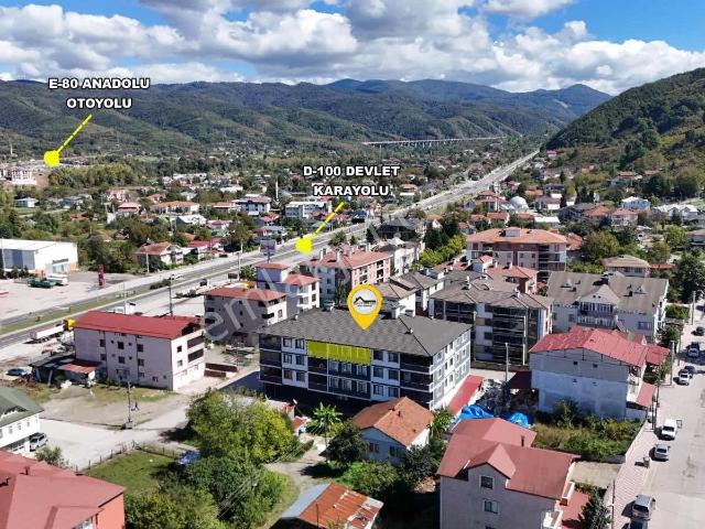 Ruşen Aydın Gyd'dan Kaynaşlı Merkezde Satılık Şömineli Lüx Daire