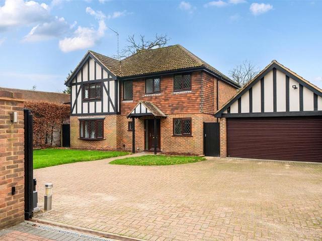 Rumakami, Ockham Road South, East. 4 bed house to rent £3,950 pcm £912 pw
