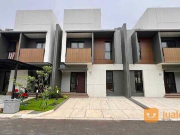 Rumah 2 Lantai Brand New, Cluster Regia Residence Summarecon Crown Gading, Bekasi