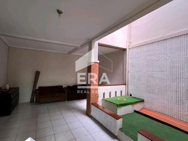 Rumah 2 lantai Semifurnished di Dekat Tol Pasteur, Bandung