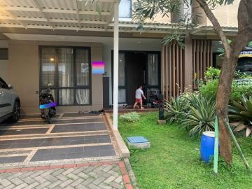 Rumah Bagus 2 Lantai di Kota Wisata Cluster Nashville Siap Huni