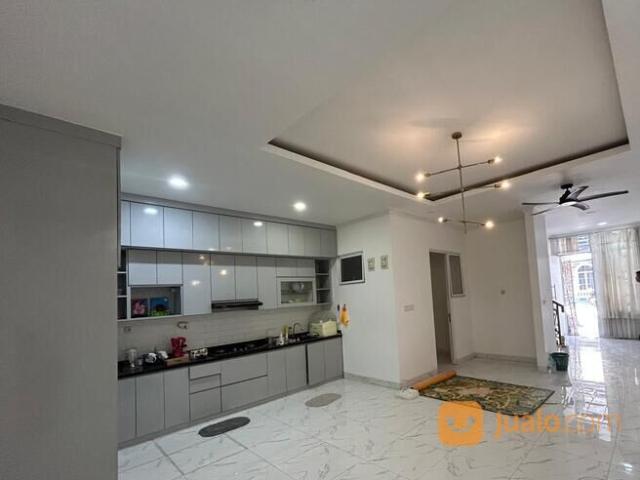 Rumah Cantik Dan Rapi Di Cluster Lasaine, Jgc