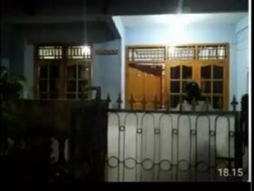 Rumah di kontrakan di Tangerang