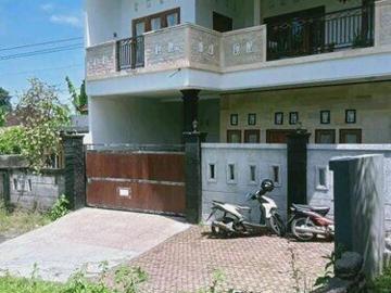 Rumah Gianyar Bali, 2 Lantai, Lebar 11, Ada Mini Pool