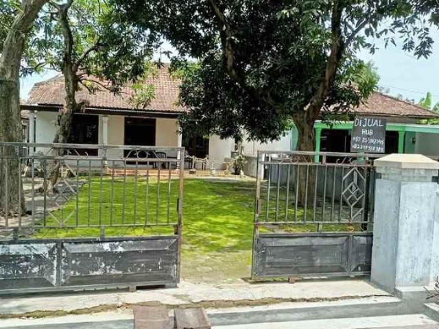 Rumah Hitung Tanah Gusten, Ngastemi Mojokerto