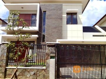Rumah Lokasi Dekat Tol Pulo Gebang Di Cluster Heliconia Extention, Kota Harapan Indah Bekasi