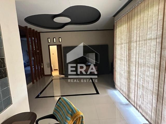 Rumah modern dan mewah di Perumahan Perumnas Karawang di jual CEPAT