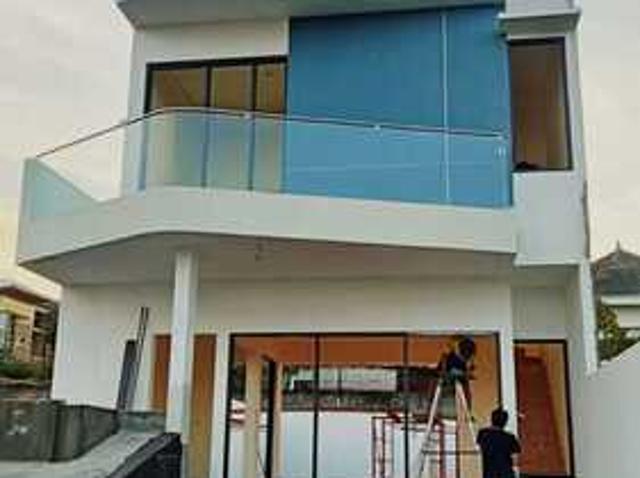 RUMAH MODERN SIAP HUNI