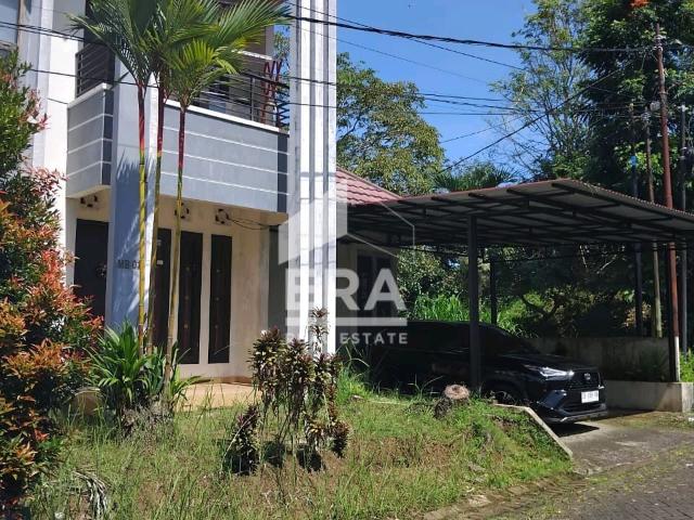 Rumah Mountain View Paniki Manado